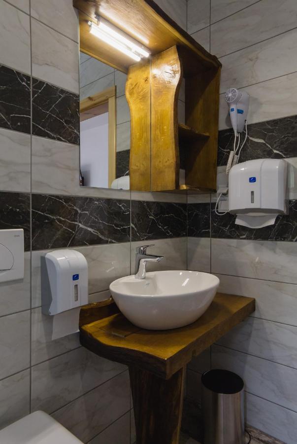 Rustic Lodge Plitvice 1 Plitvicka Jezera Bagian luar foto