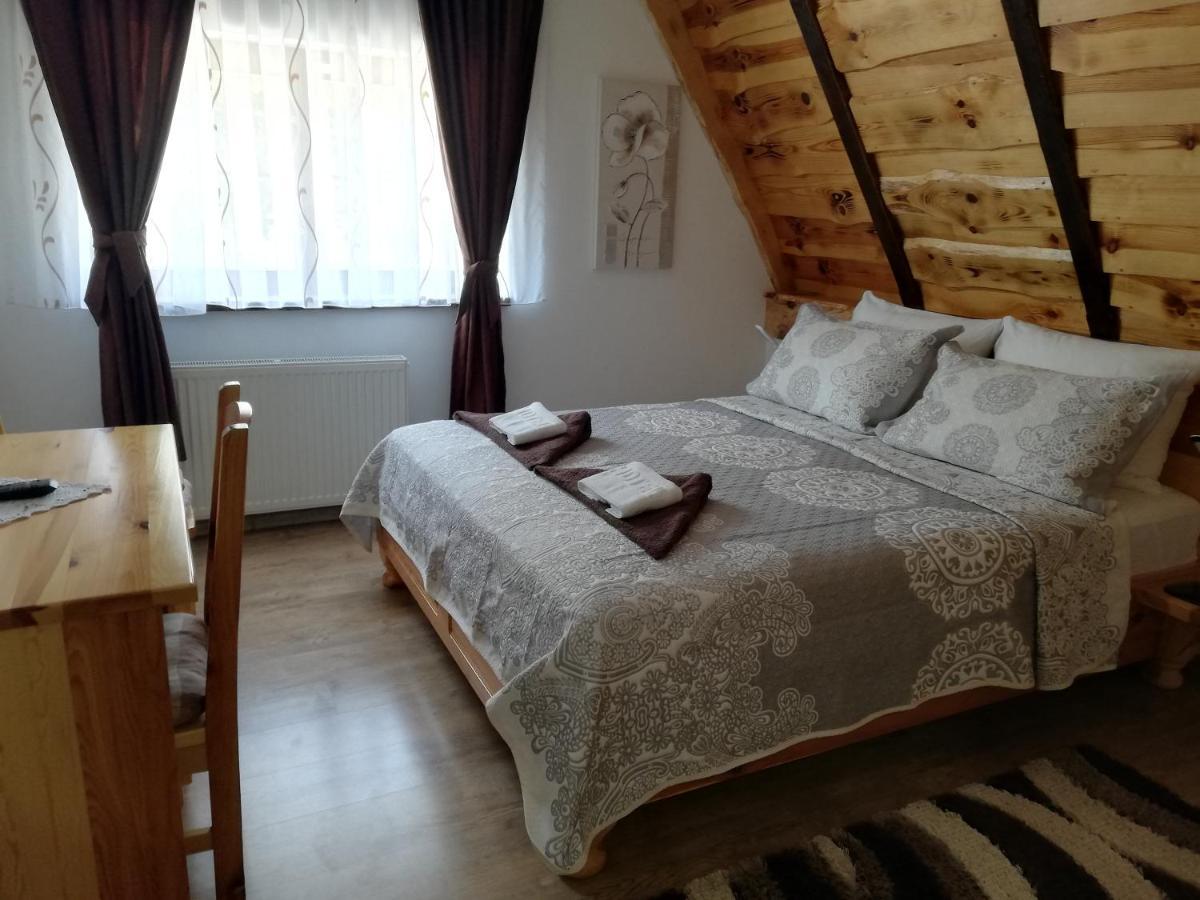 Rustic Lodge Plitvice 1 Plitvicka Jezera Bagian luar foto